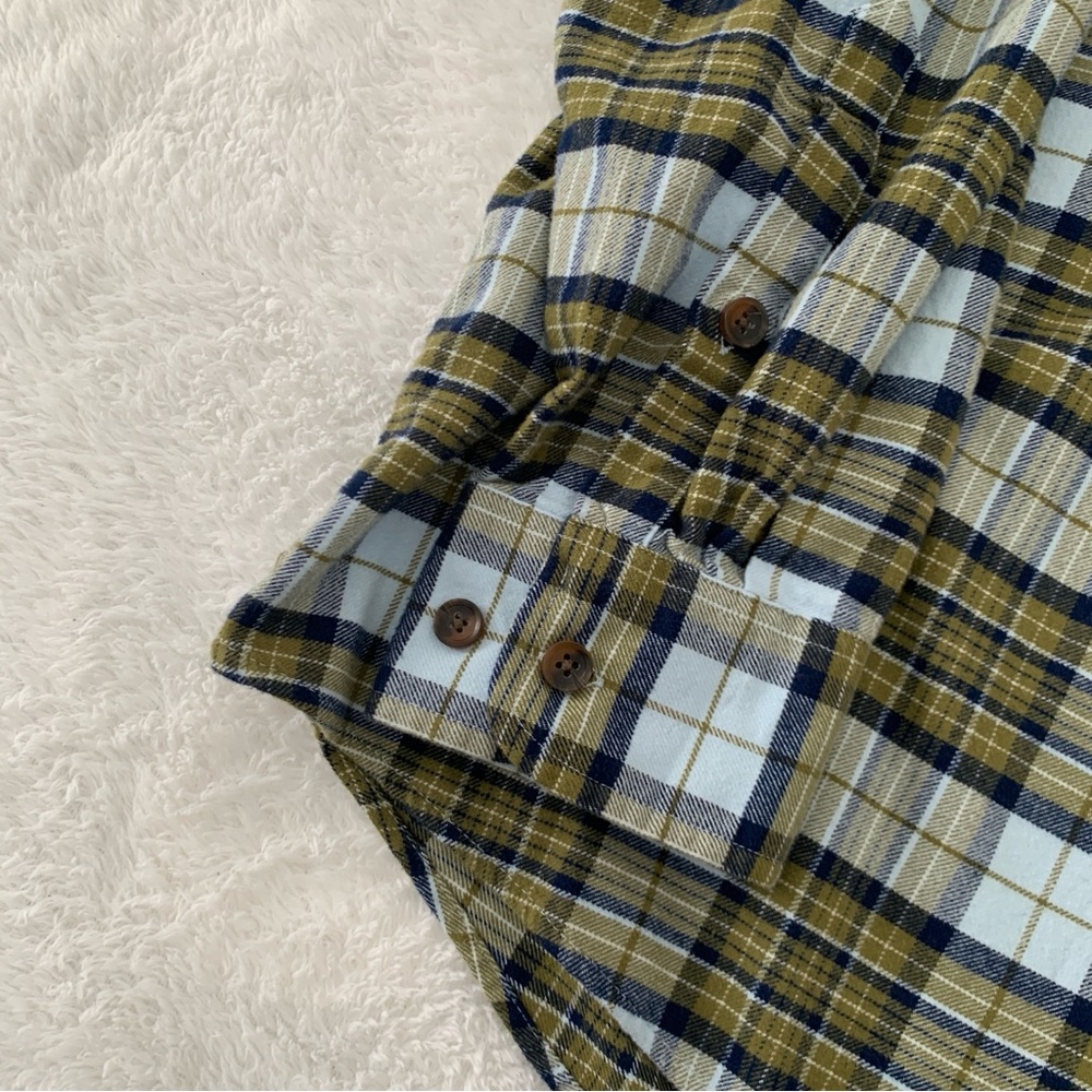 Men’s XL ORVIS Classic Fit Luxury Flannel Light Blue Navy Green Plaid Cozy Shirt - Picture 4 of 7